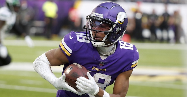 Vikings vs. Giants Wild Card Round DFS Picks: Lineup Includes